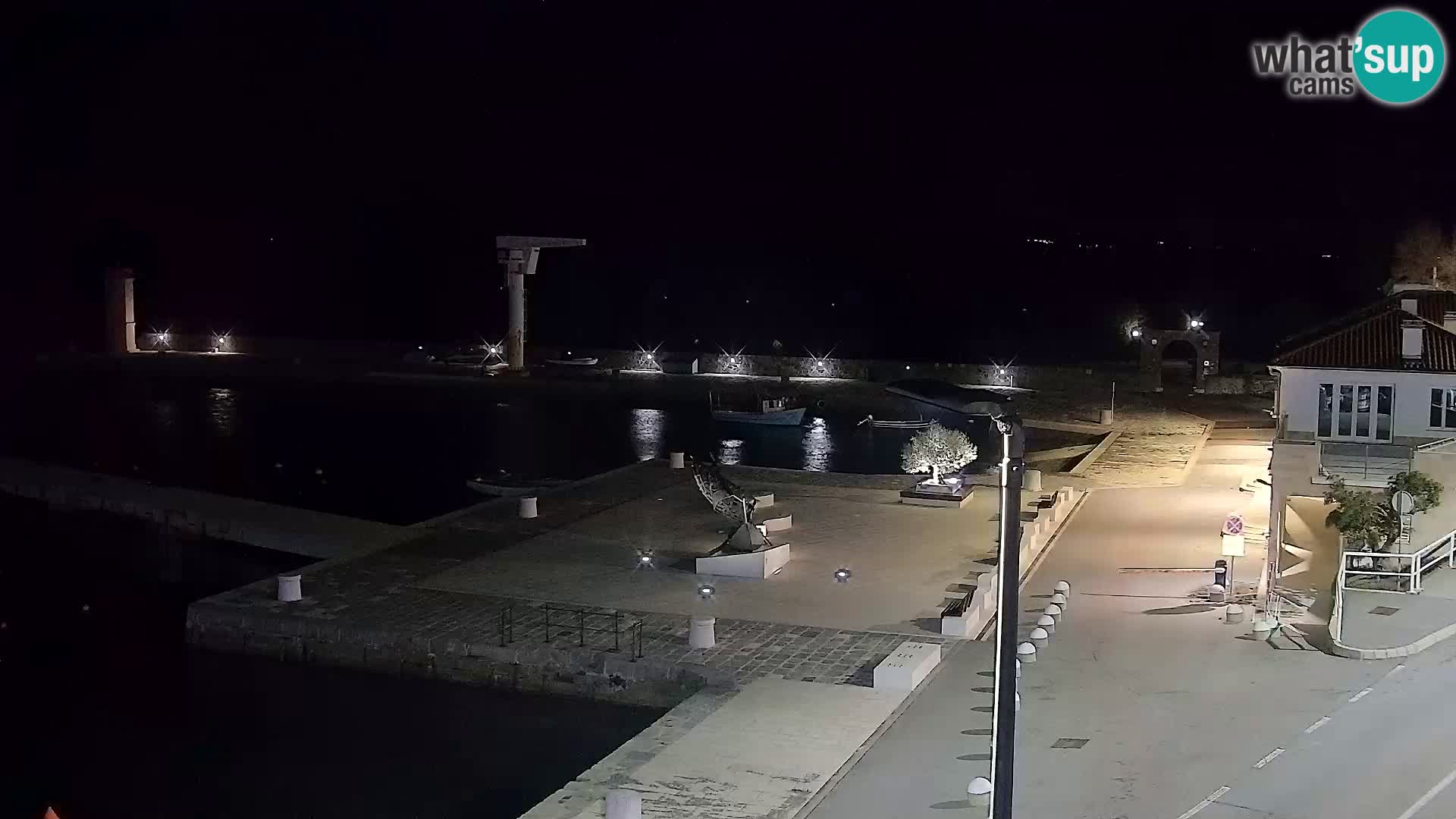 Kamera u živo Senj – Panoramski pogled na senjsku rivu