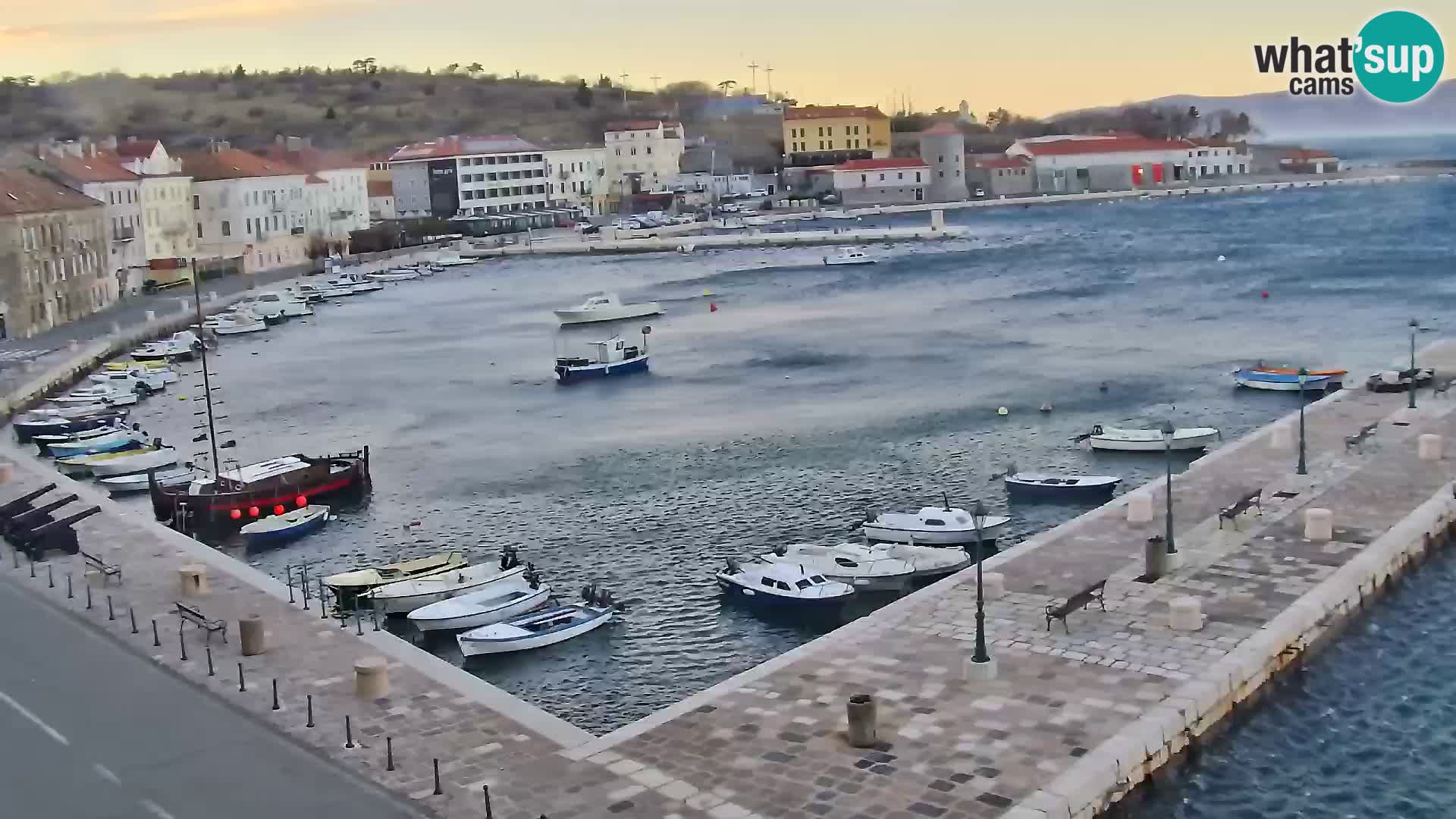 Webcam Senj – Panoramablick auf die Riva Senj