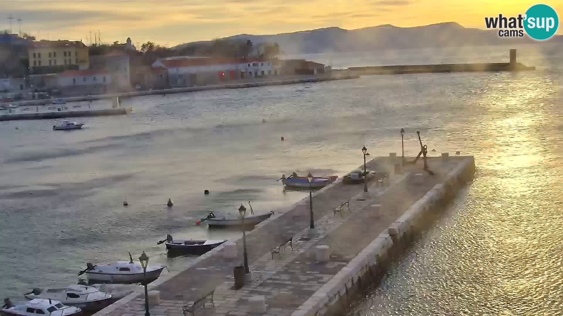 Senj Spletna kamera – pogled na obalo Senja