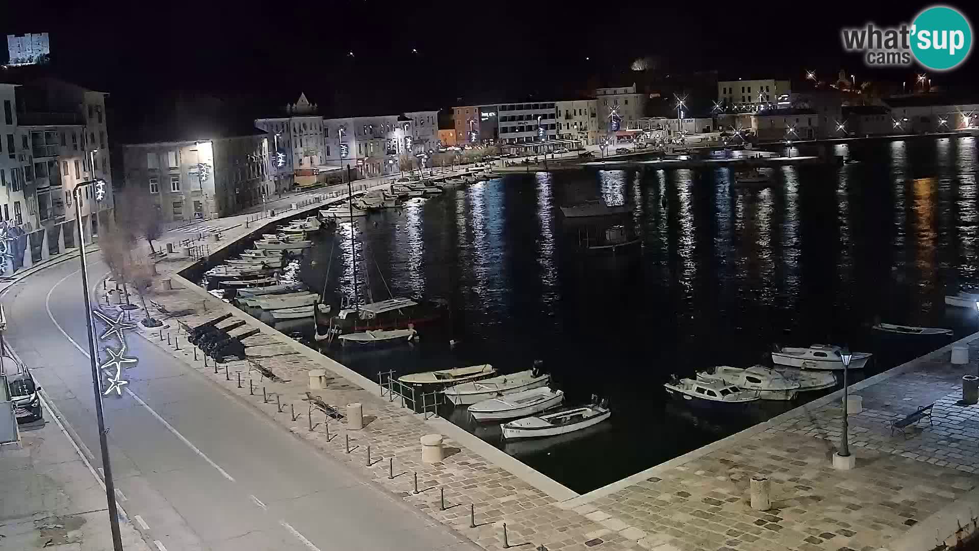 Senj Spletna kamera – pogled na obalo Senja