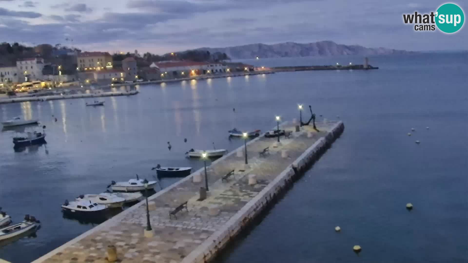 Kamera u živo Senj – Panoramski pogled na senjsku rivu