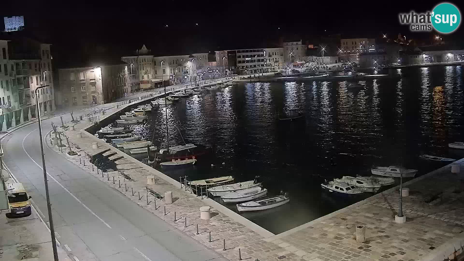 Kamera u živo Senj – Panoramski pogled na senjsku rivu