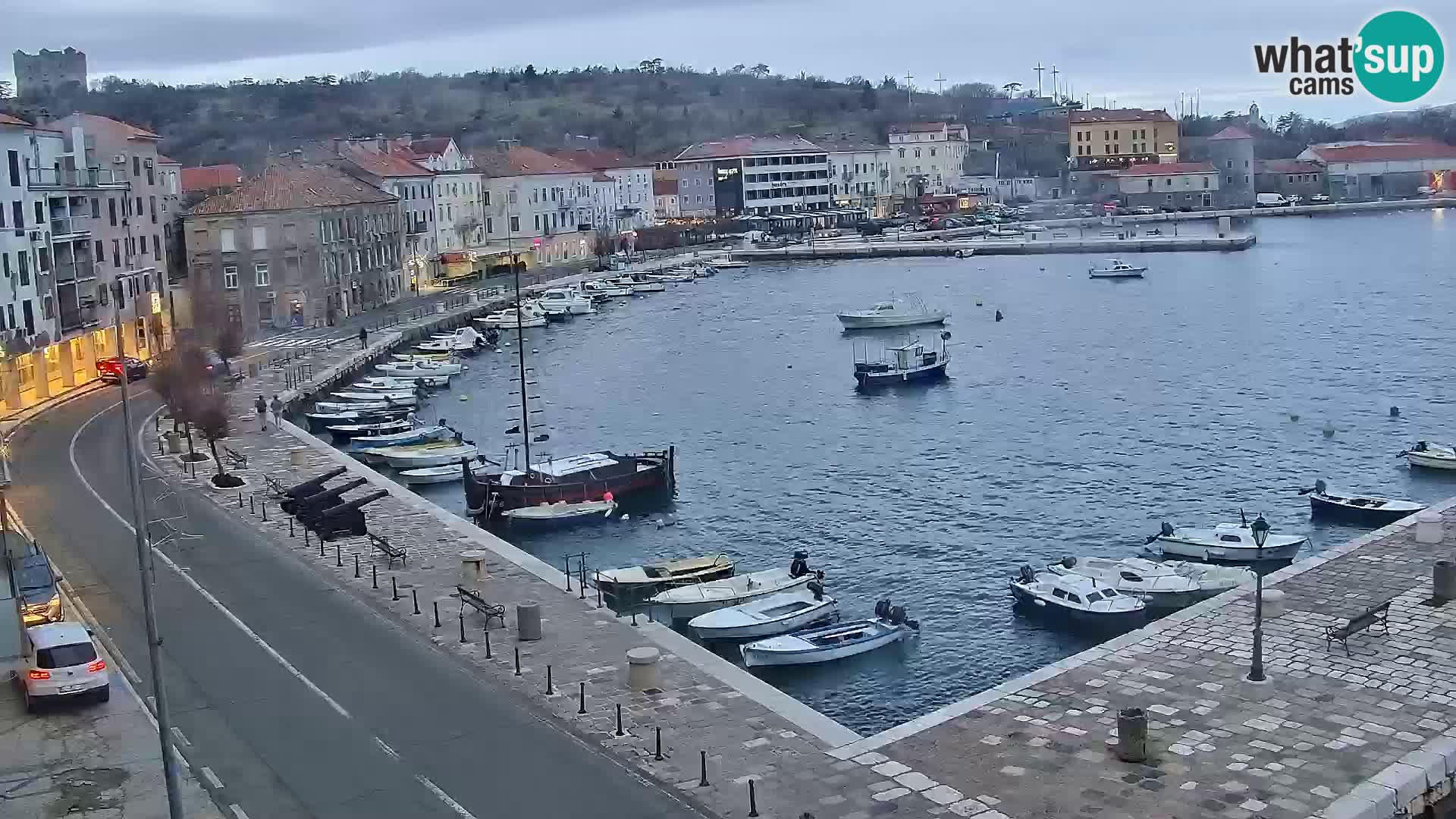Webcam Senj – Panoramablick auf die Riva Senj