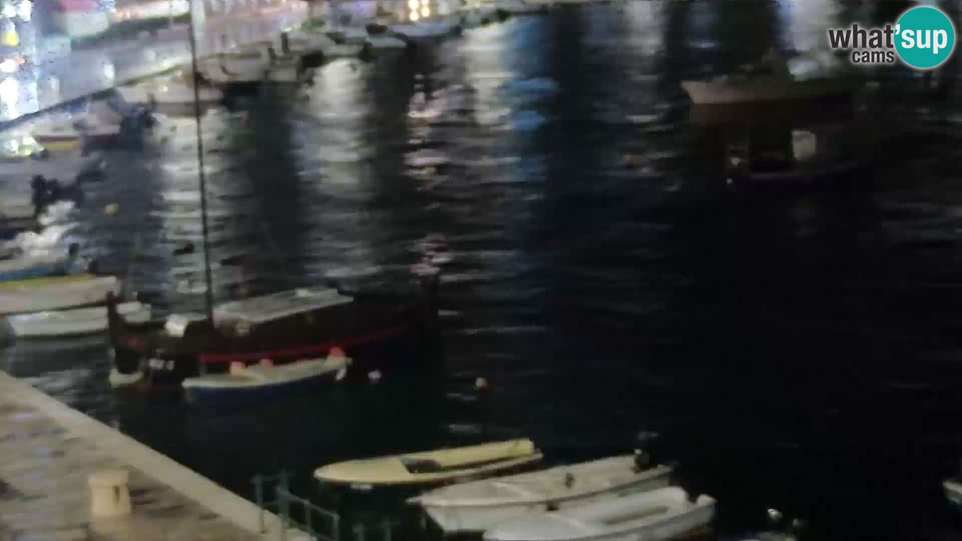 Senj Spletna kamera – pogled na obalo Senja