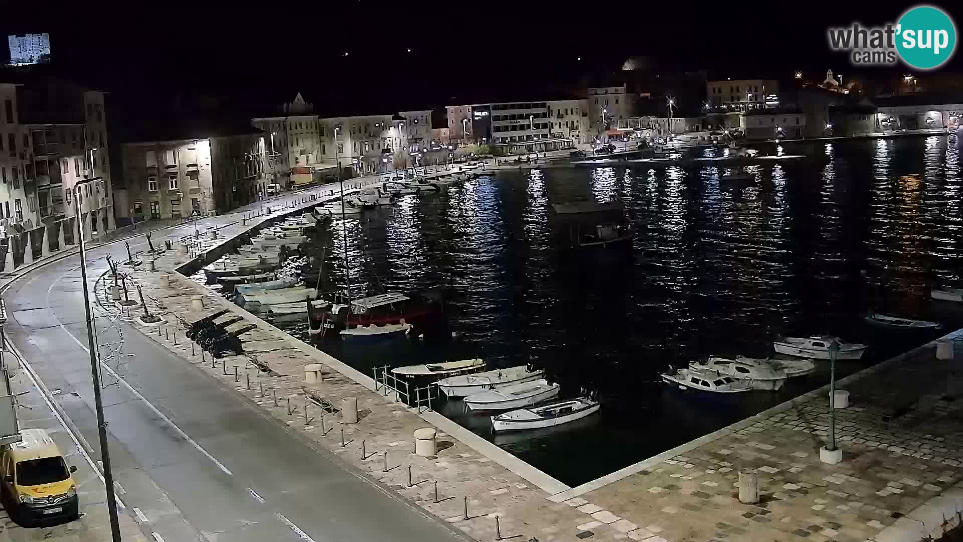 Senj Spletna kamera – pogled na obalo Senja