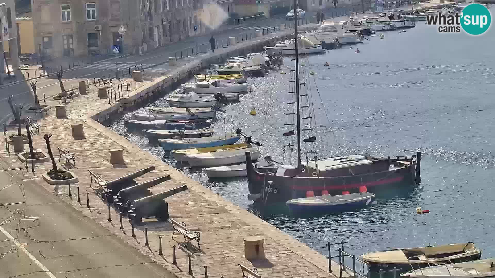 Livecam Senj – Vue panoramique de Senj riva