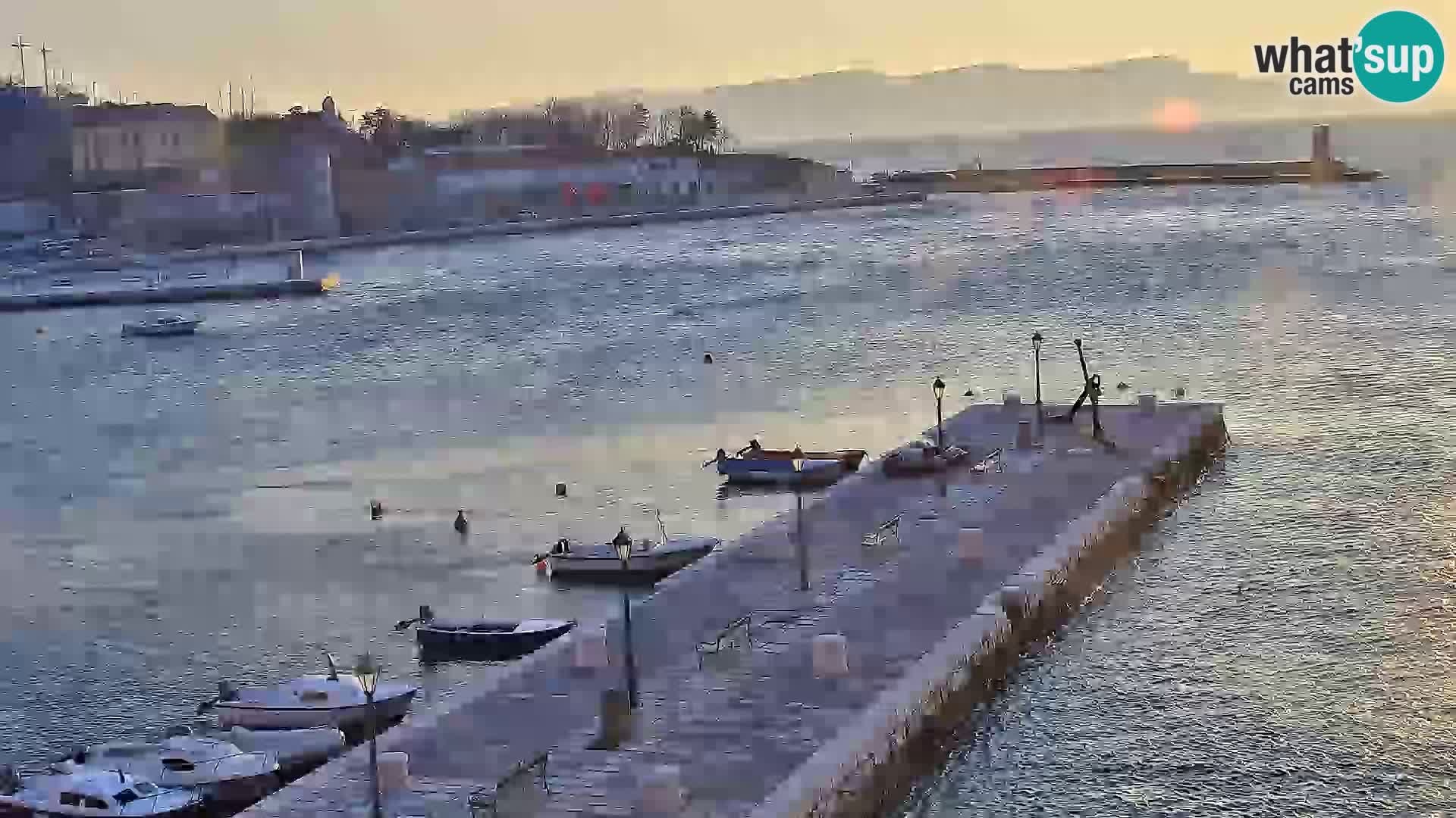 Senj Spletna kamera – pogled na obalo Senja