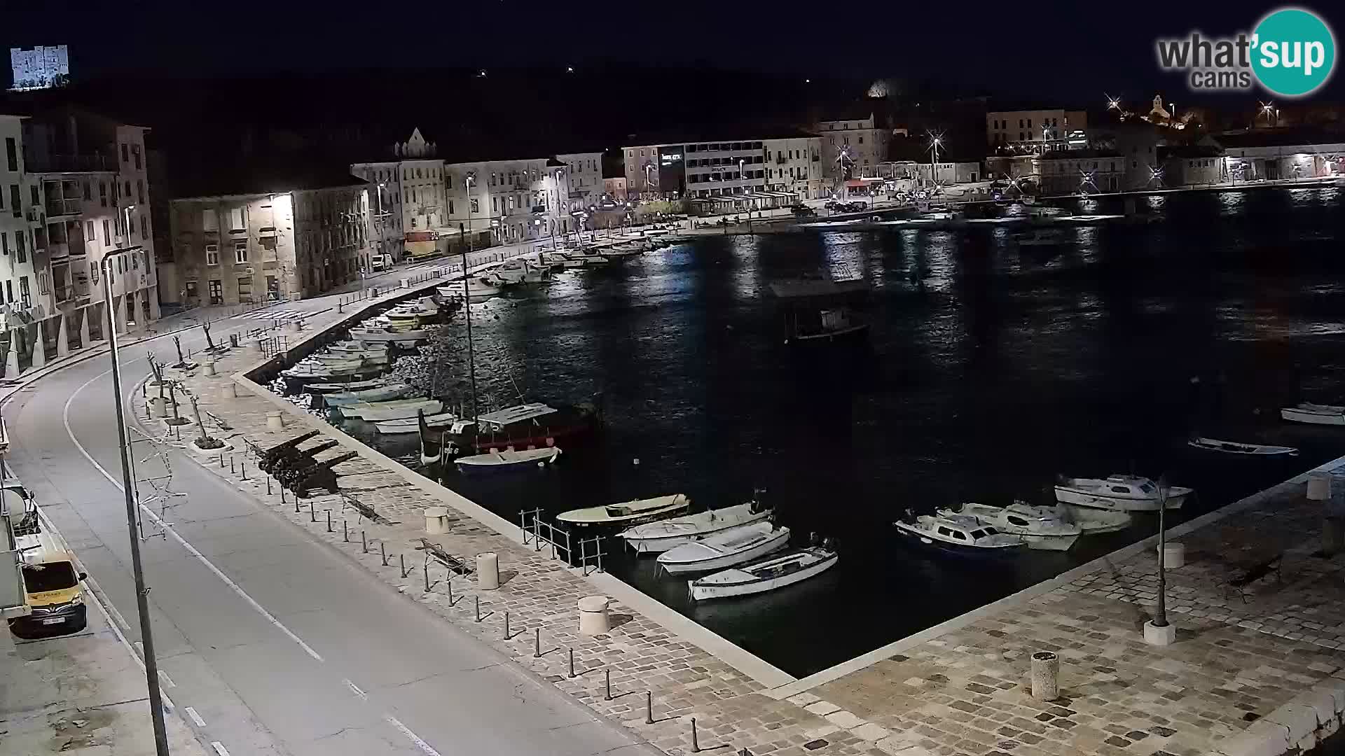 Kamera u živo Senj – Panoramski pogled na senjsku rivu