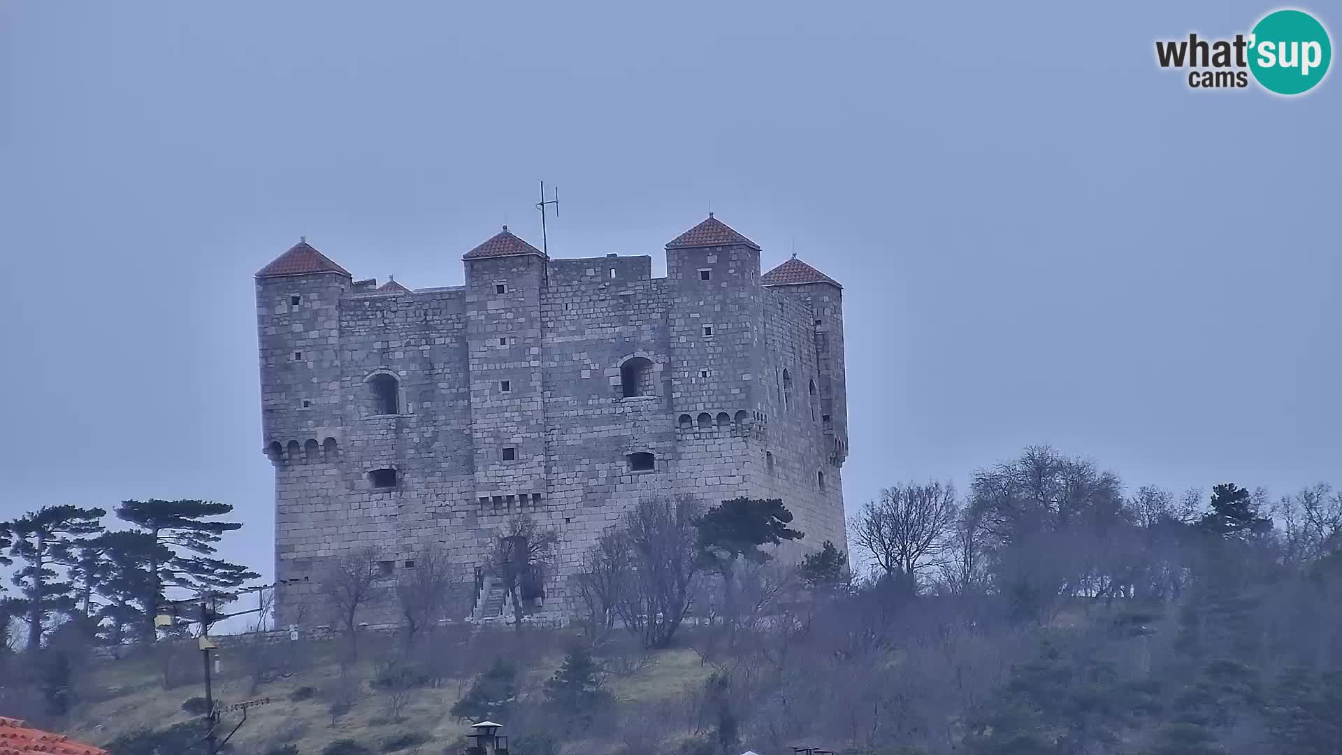 Senj Spletna kamera – pogled na obalo Senja