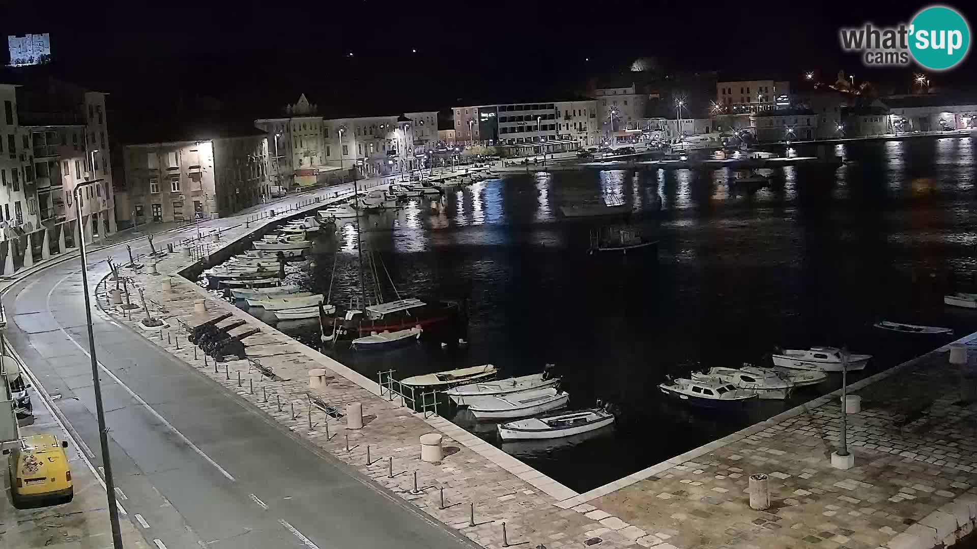 Senj Spletna kamera – pogled na obalo Senja