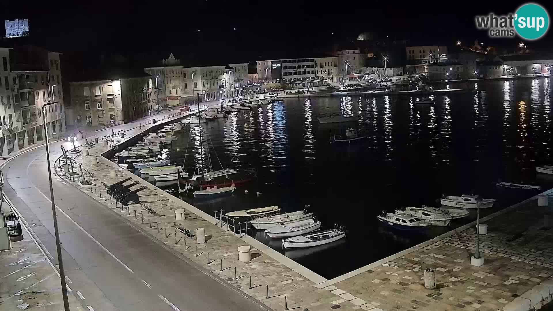Webcam Senj – Panoramablick auf die Riva Senj