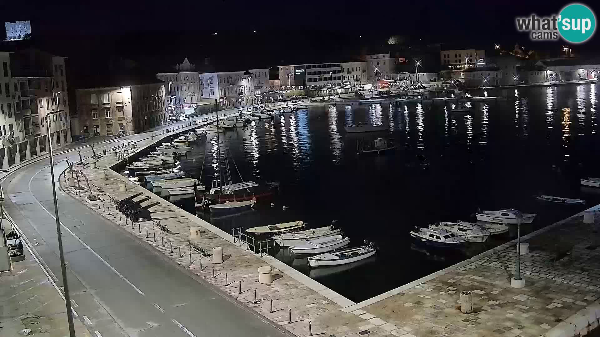 Kamera u živo Senj – Panoramski pogled na senjsku rivu