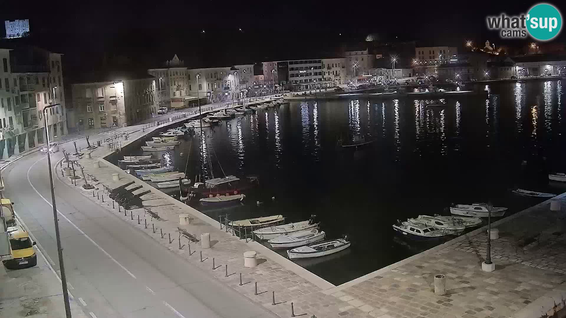 Webcam Senj – Panoramablick auf die Riva Senj