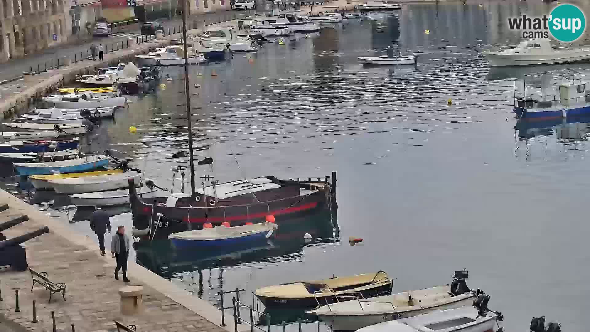 Senj Spletna kamera – pogled na obalo Senja