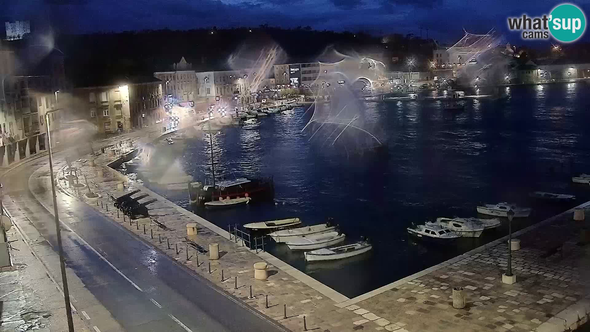 Kamera u živo Senj – Panoramski pogled na senjsku rivu