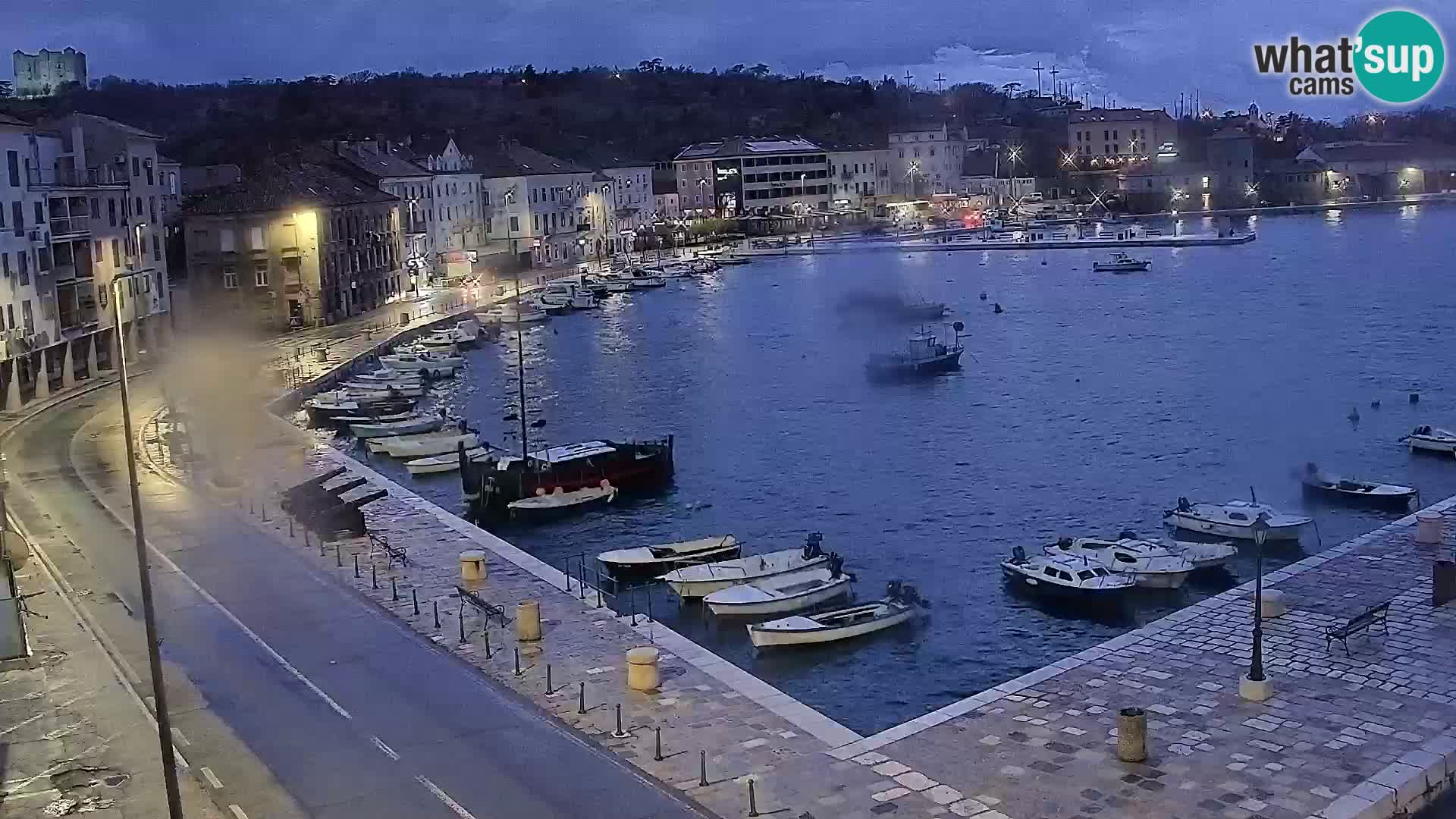 Senj Spletna kamera – pogled na obalo Senja