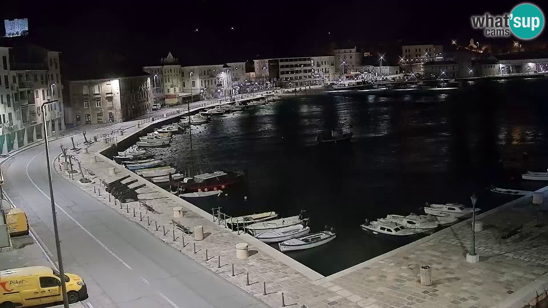 Kamera u živo Senj – Panoramski pogled na senjsku rivu