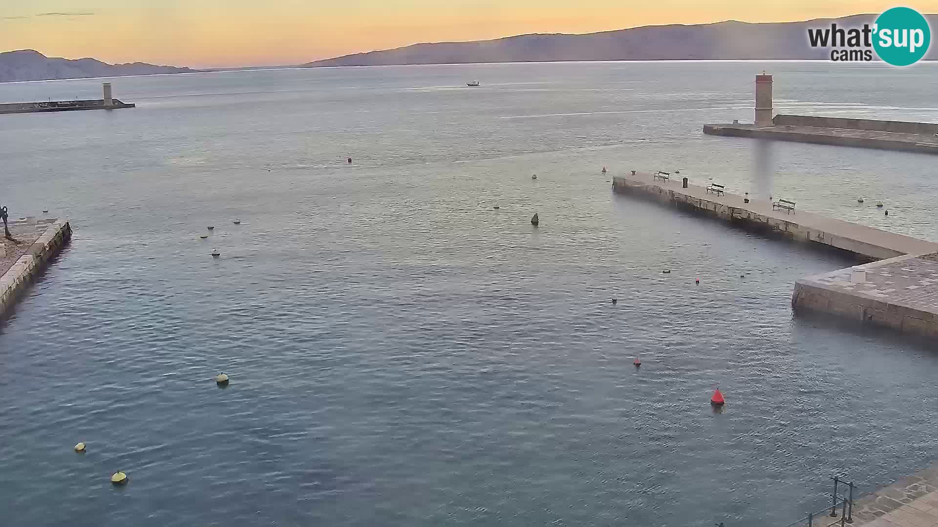 Kamera u živo Senj – Panoramski pogled na senjsku rivu