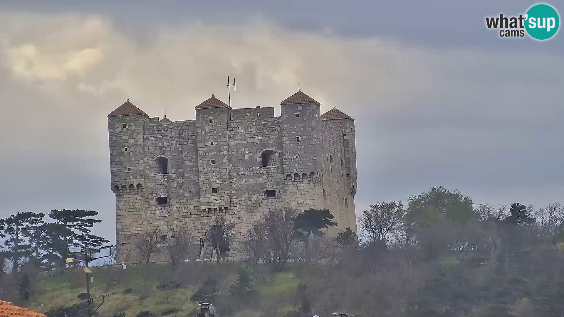 Kamera u živo Senj – Panoramski pogled na senjsku rivu