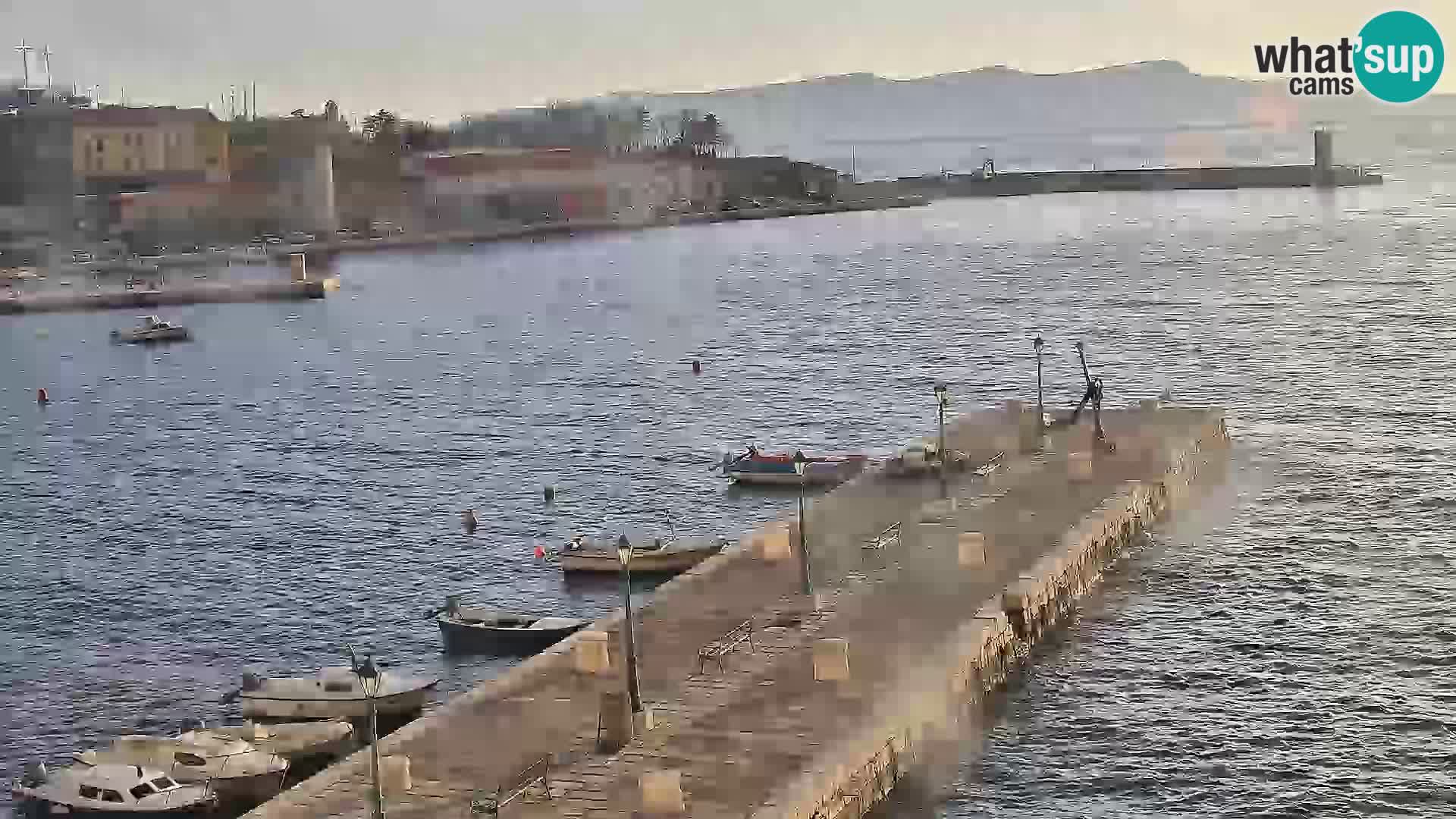 Kamera u živo Senj – Panoramski pogled na senjsku rivu