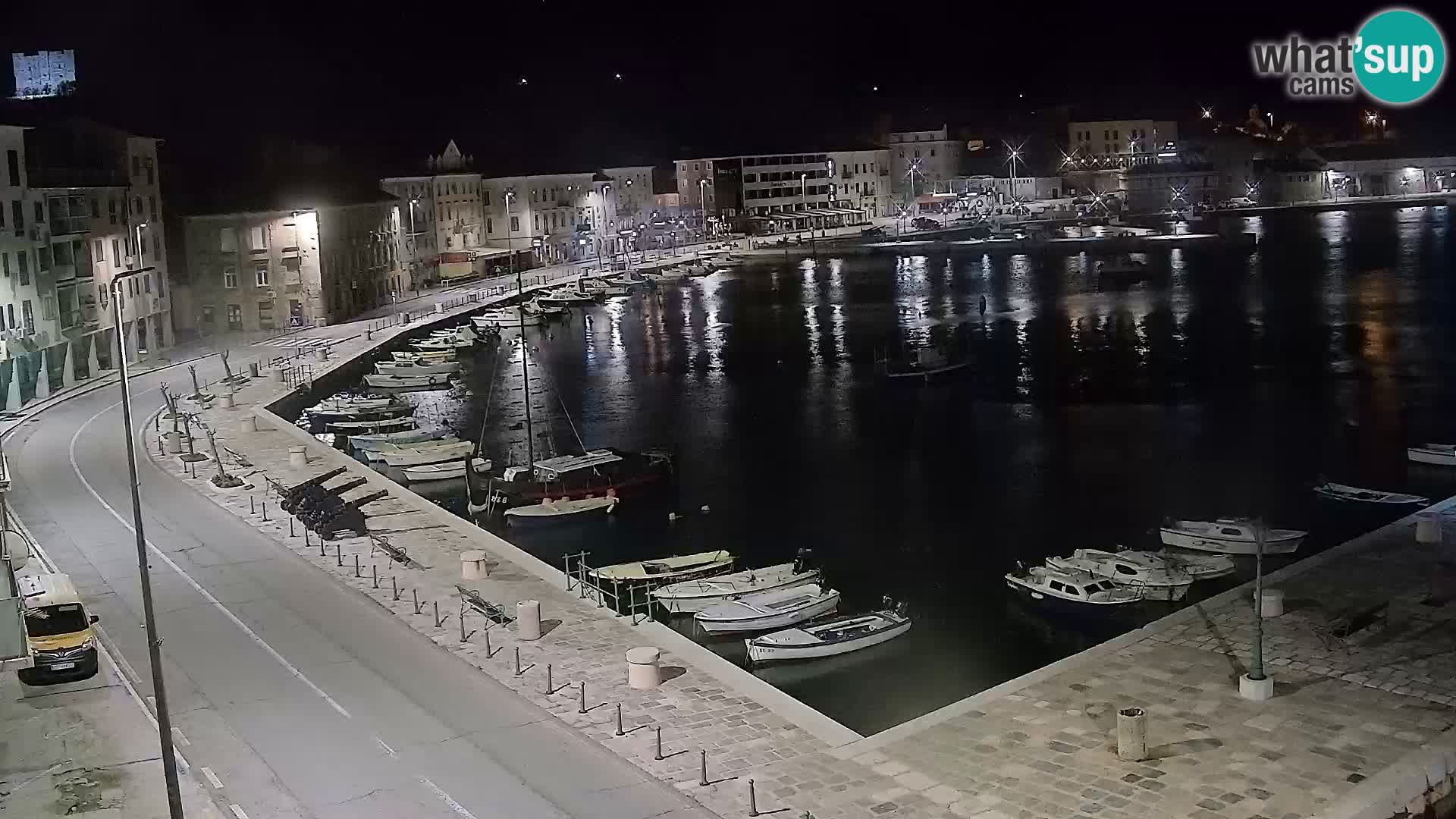 Senj Spletna kamera – pogled na obalo Senja