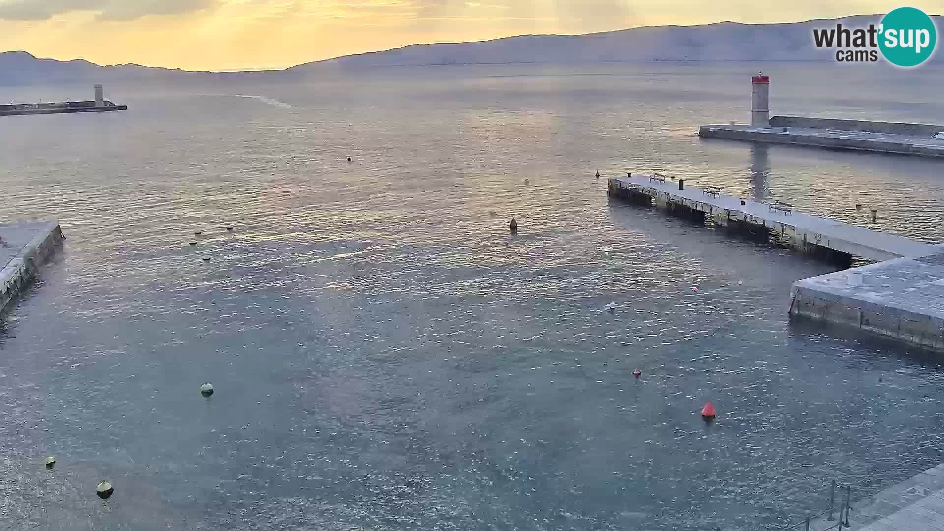 Senj Spletna kamera – pogled na obalo Senja