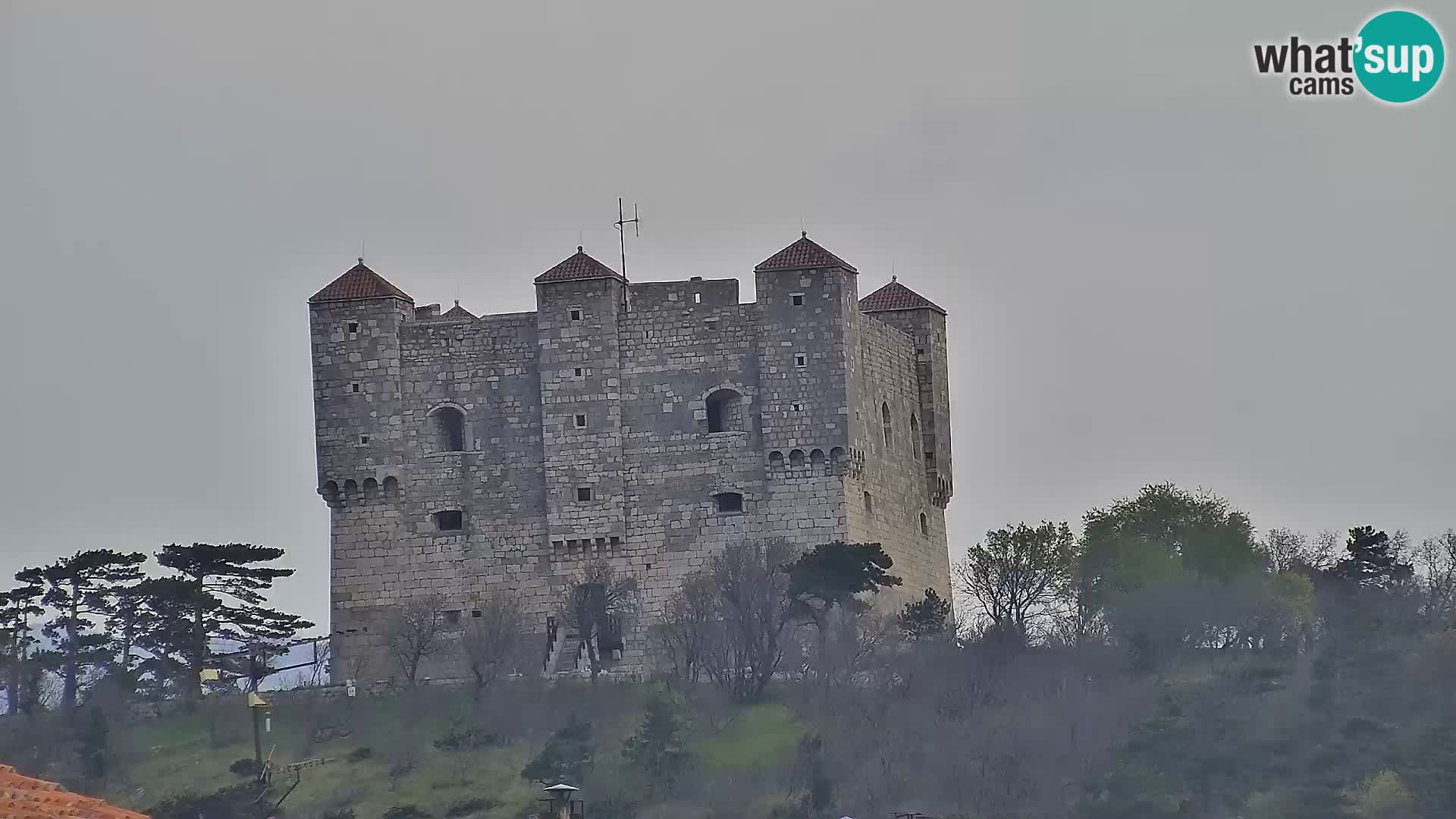 Kamera u živo Senj – Panoramski pogled na senjsku rivu
