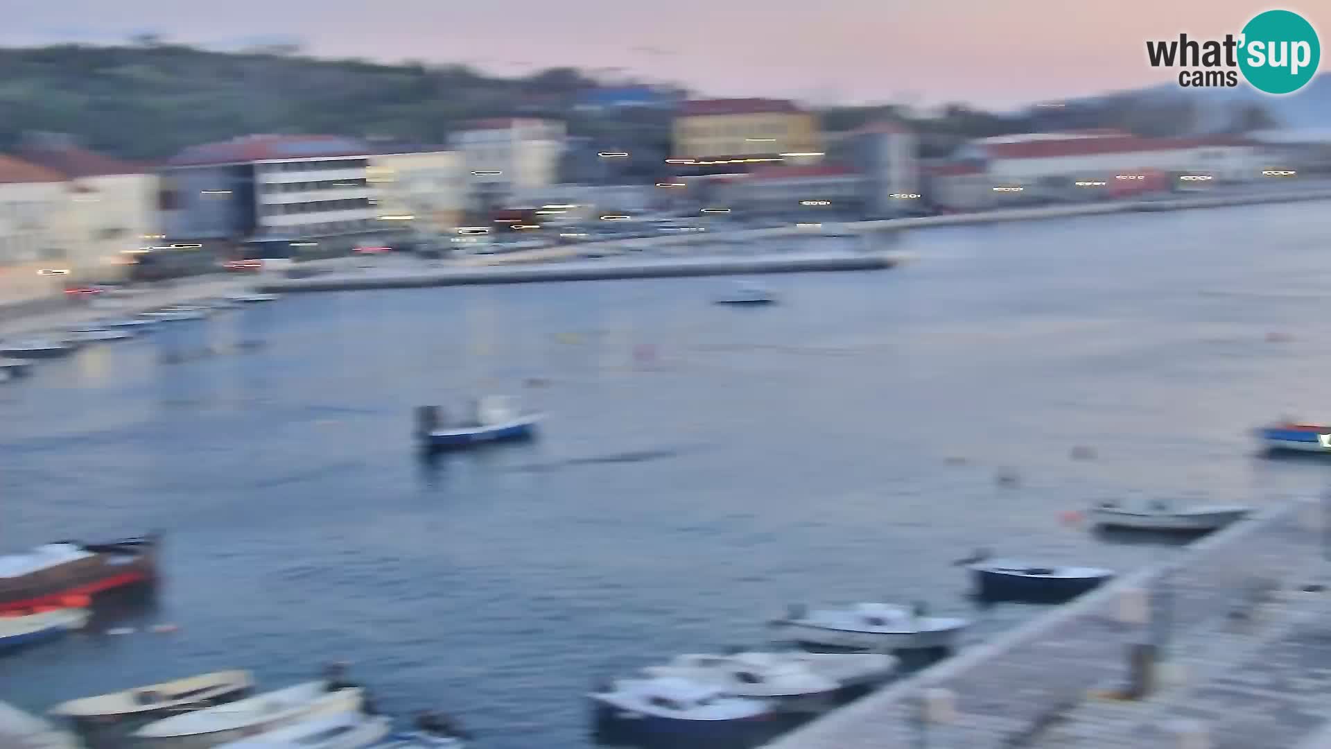 Kamera u živo Senj – Panoramski pogled na senjsku rivu