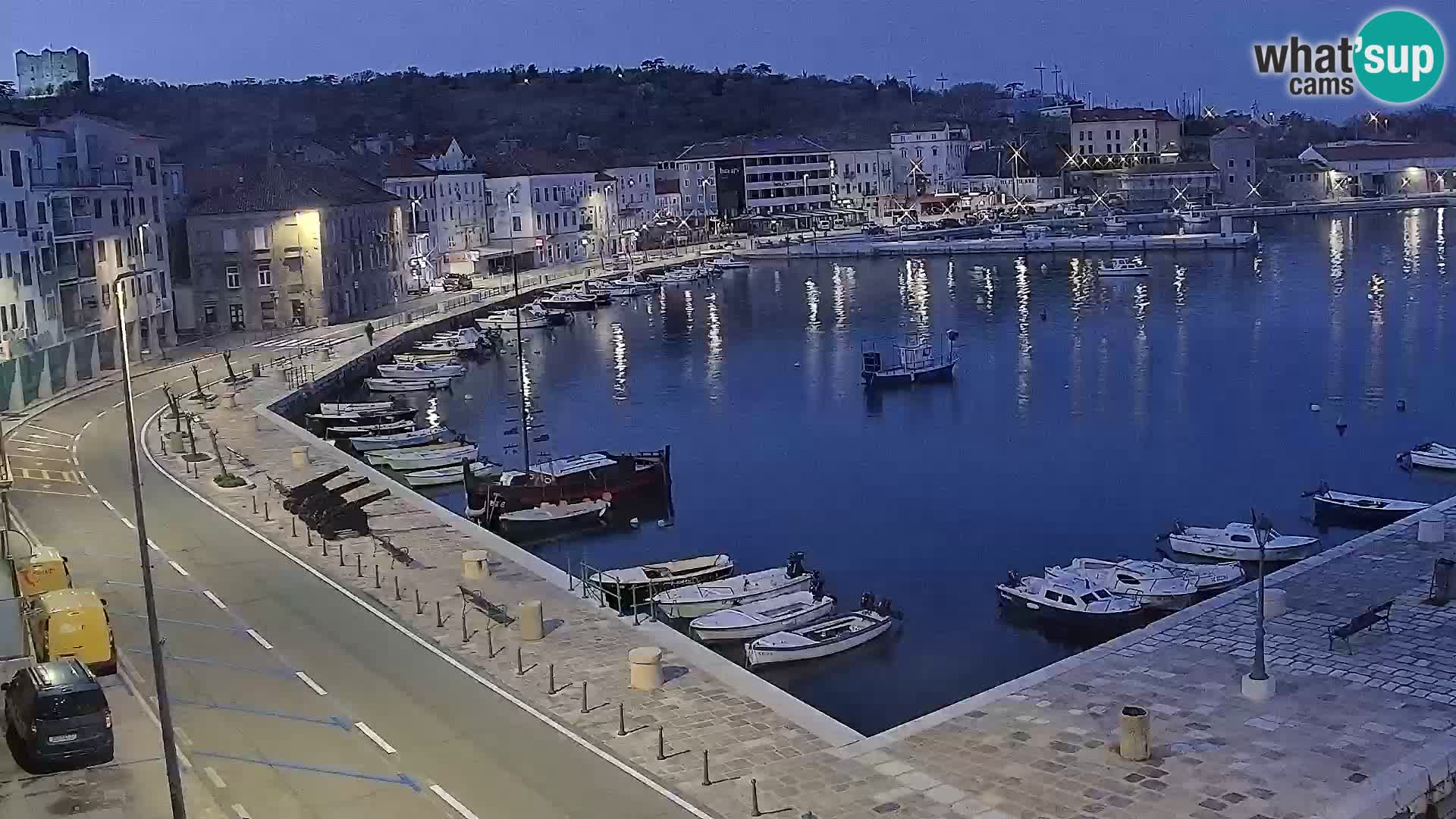 Senj Spletna kamera – pogled na obalo Senja