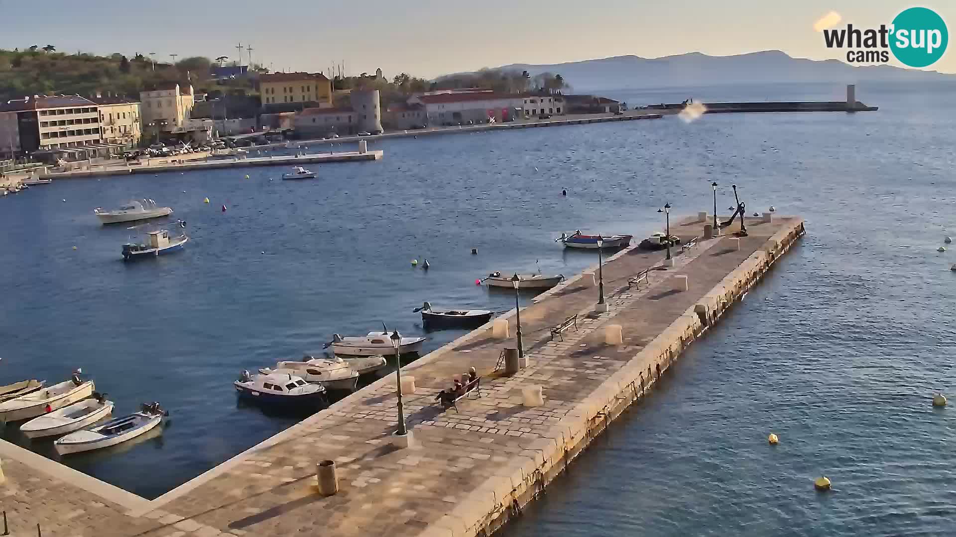 Kamera u živo Senj – Panoramski pogled na senjsku rivu