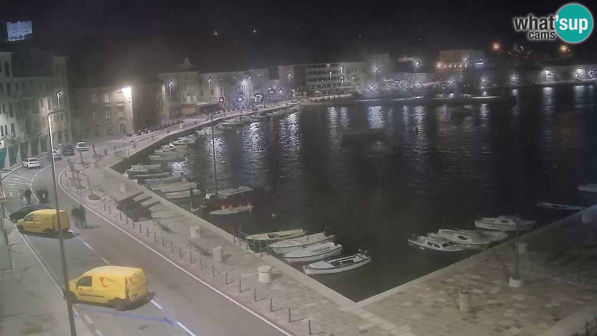 Kamera u živo Senj – Panoramski pogled na senjsku rivu