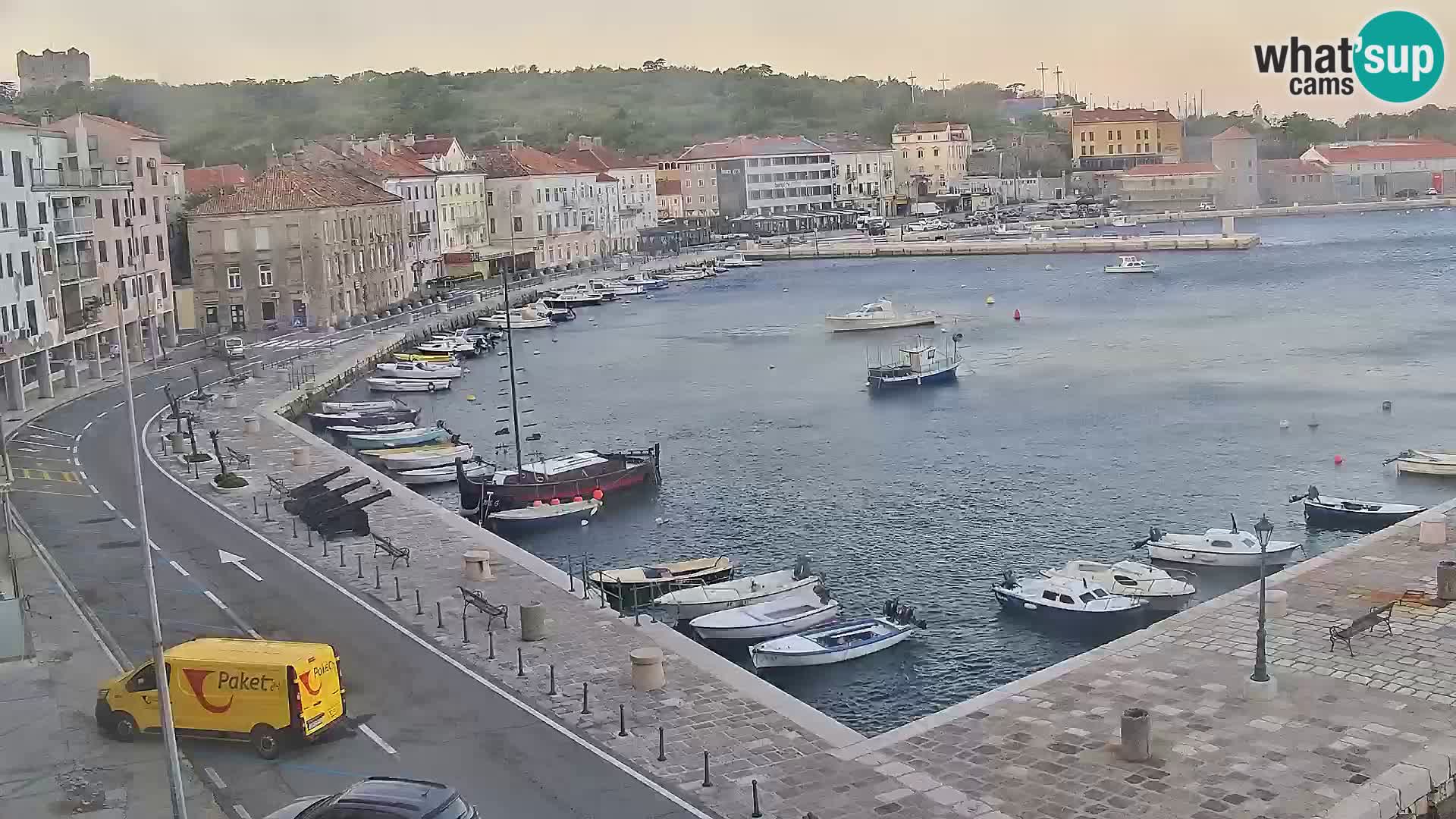 Senj Spletna kamera – pogled na obalo Senja