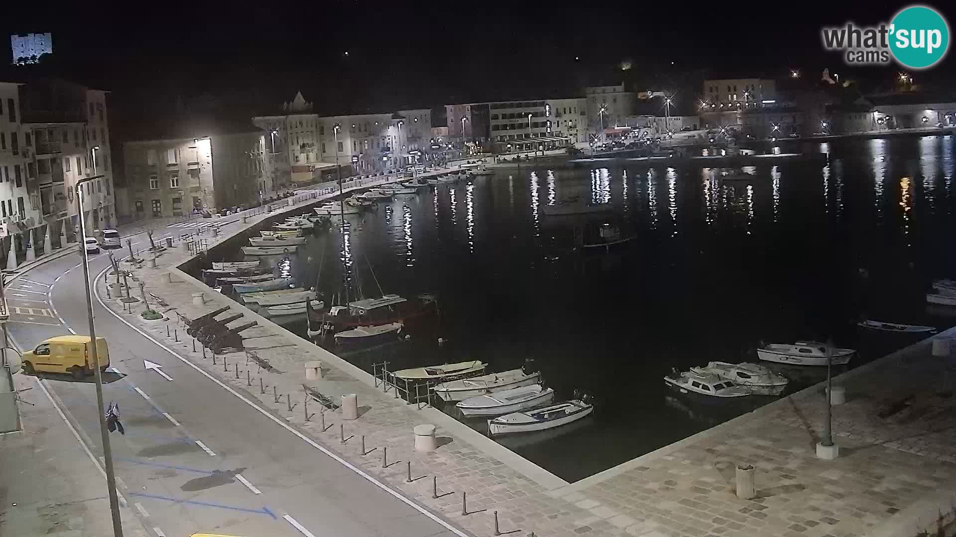 Kamera u živo Senj – Panoramski pogled na senjsku rivu