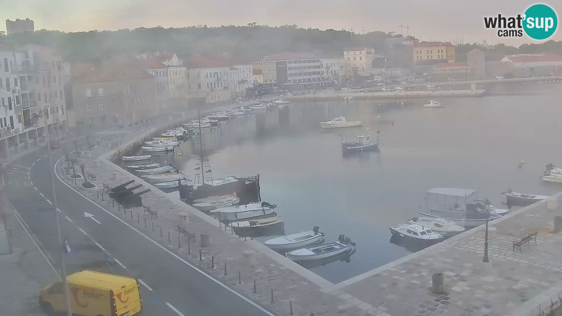 Kamera u živo Senj – Panoramski pogled na senjsku rivu