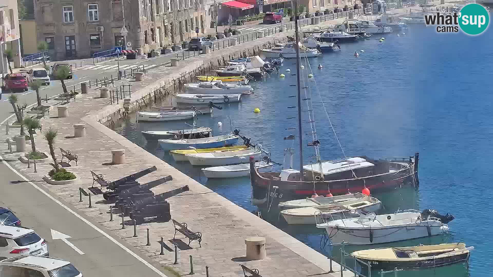 Kamera u živo Senj – Panoramski pogled na senjsku rivu