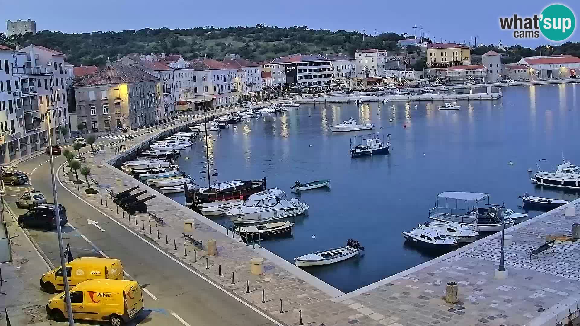 Kamera u živo Senj – Panoramski pogled na senjsku rivu