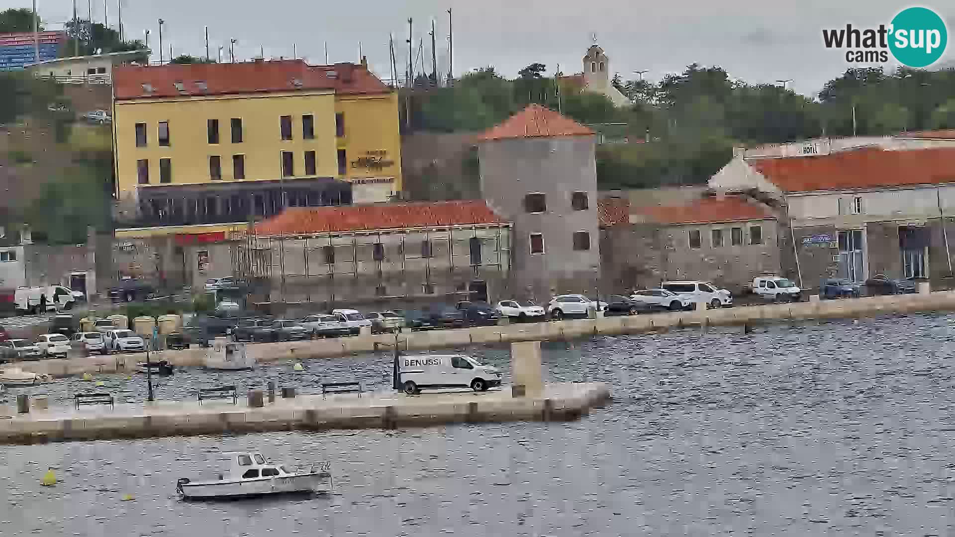 Kamera u živo Senj – Panoramski pogled na senjsku rivu