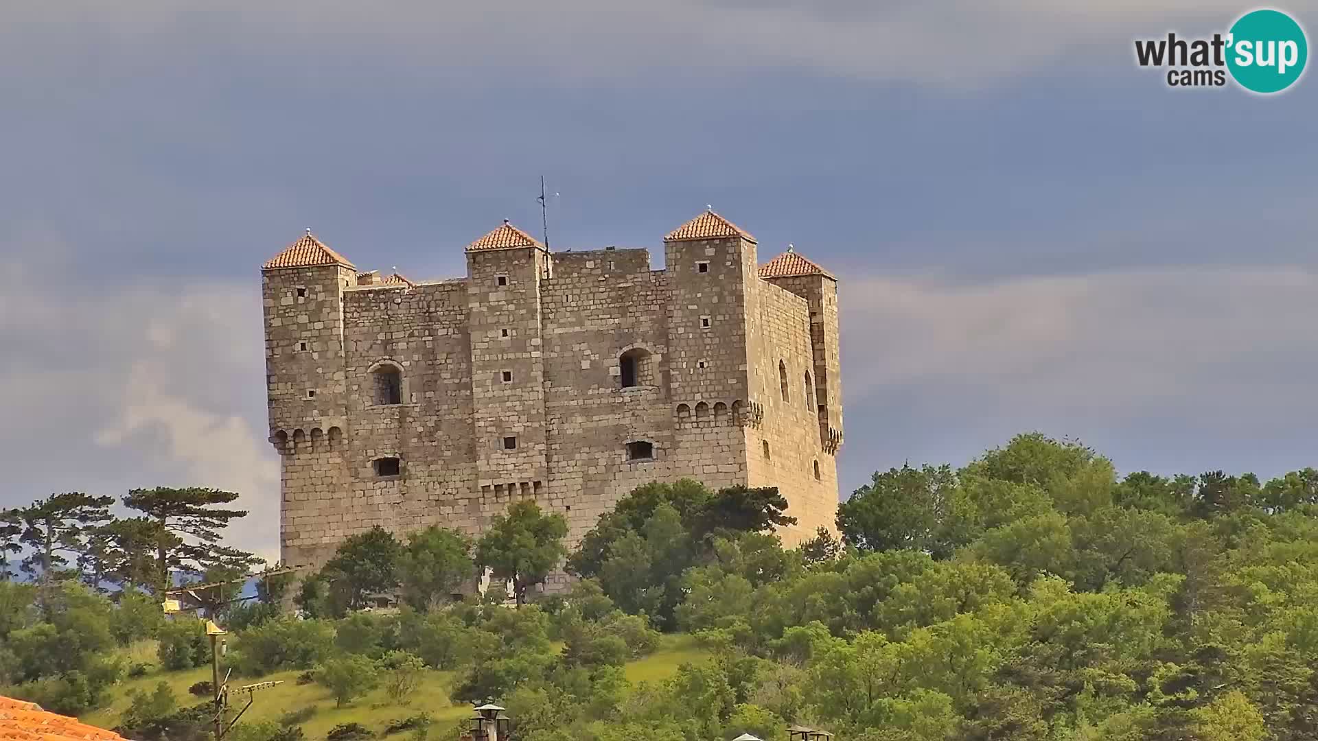 Senj Spletna kamera – pogled na obalo Senja