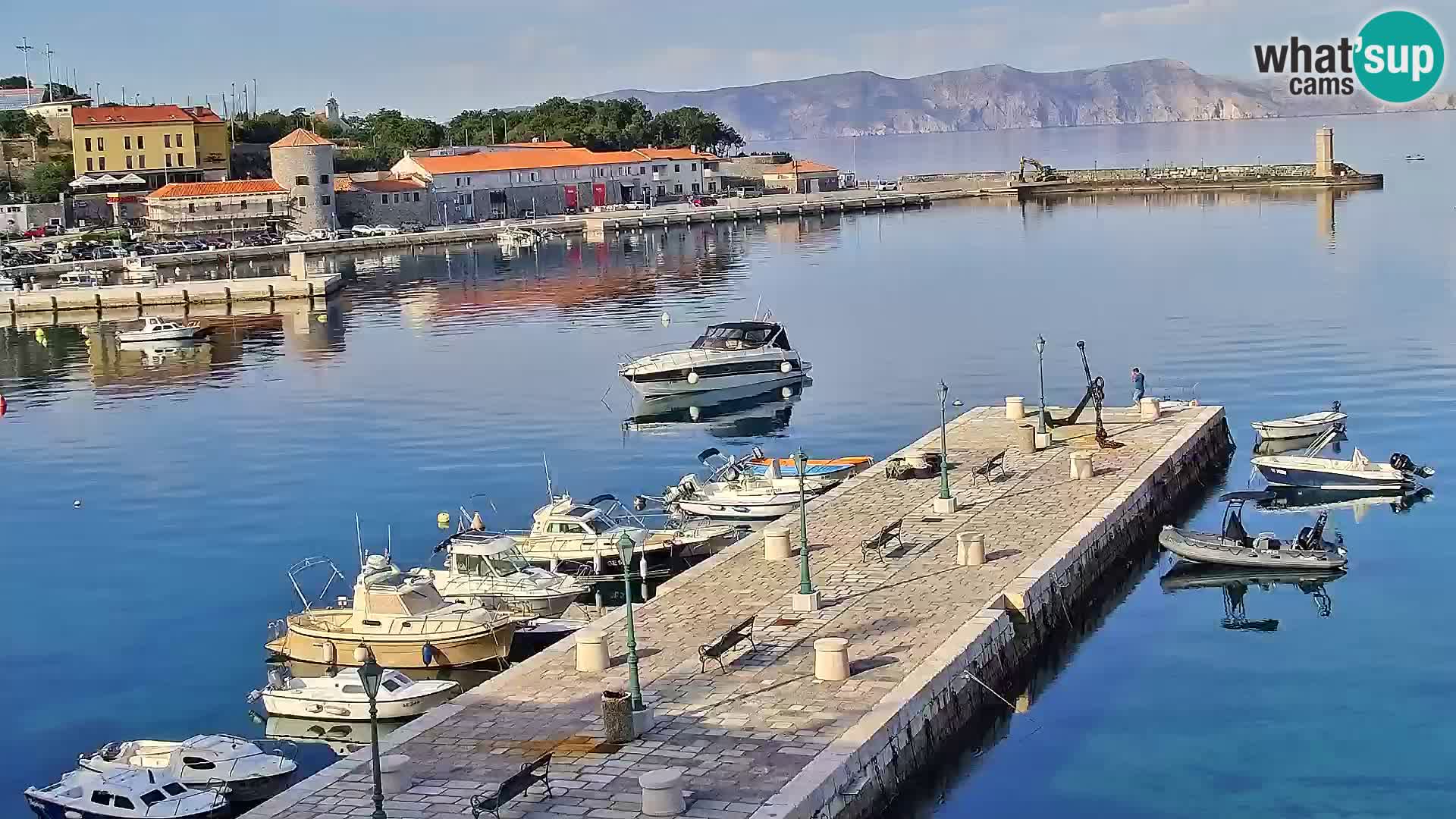 Kamera u živo Senj – Panoramski pogled na senjsku rivu