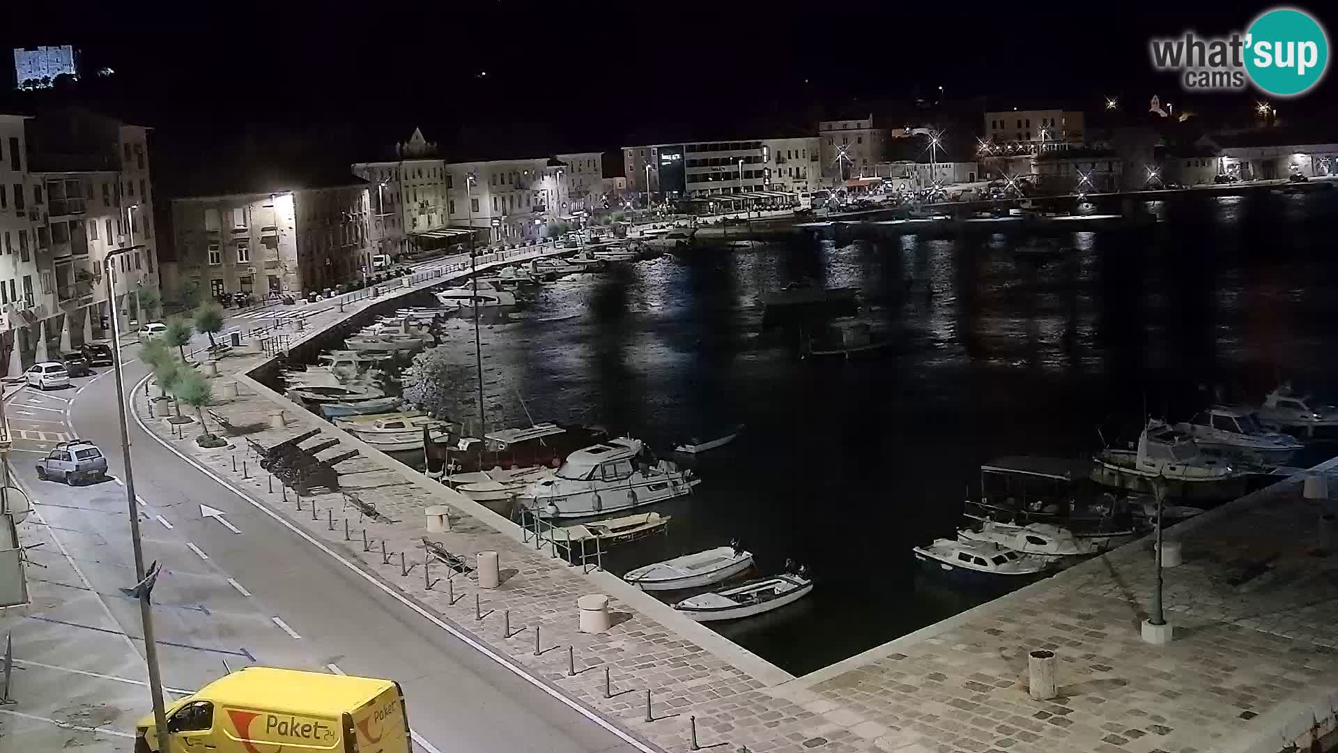 Kamera u živo Senj – Panoramski pogled na senjsku rivu