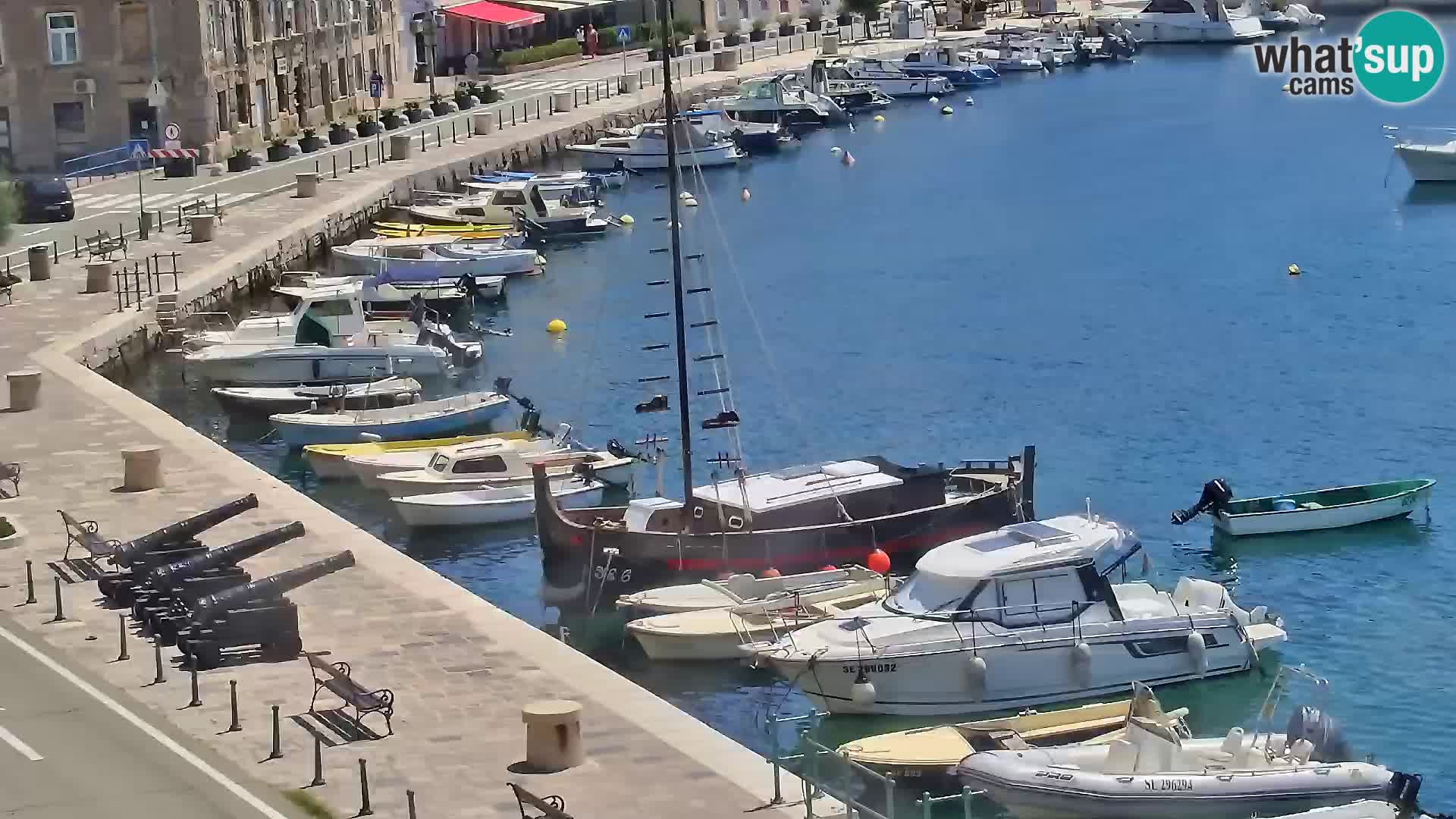 Kamera u živo Senj – Panoramski pogled na senjsku rivu