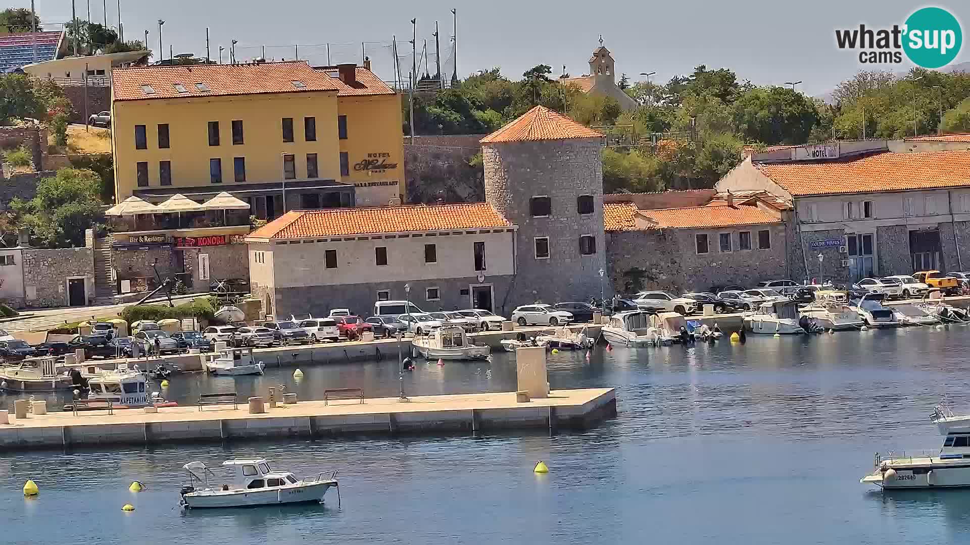 Kamera u živo Senj – Panoramski pogled na senjsku rivu