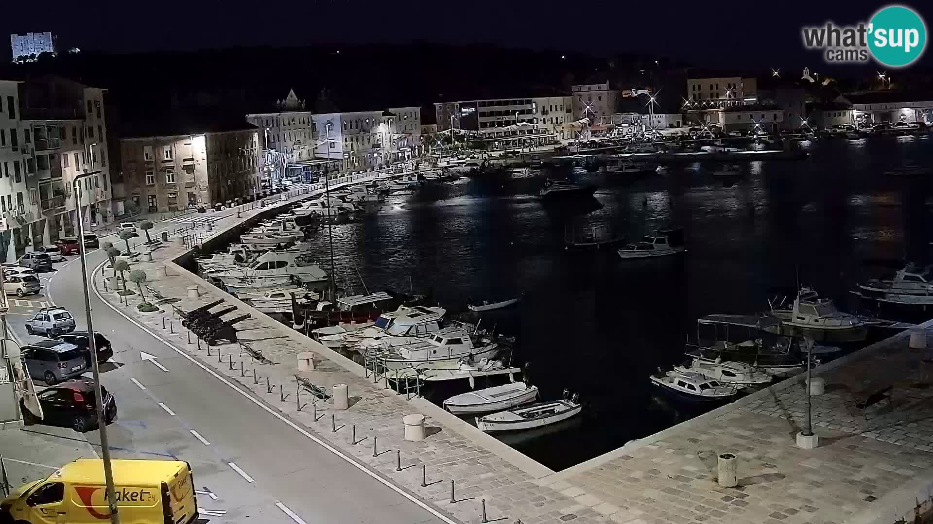 Kamera u živo Senj – Panoramski pogled na senjsku rivu
