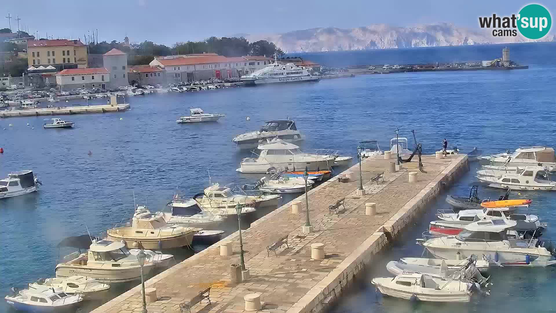 Kamera u živo Senj – Panoramski pogled na senjsku rivu