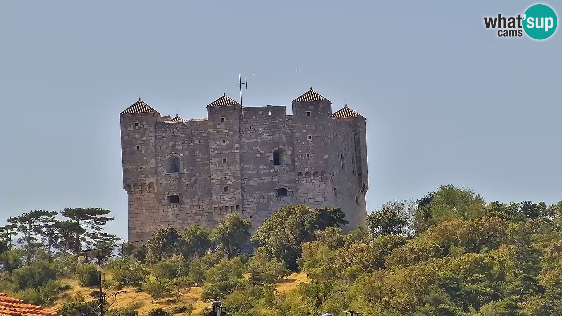 Senj Spletna kamera – pogled na obalo Senja