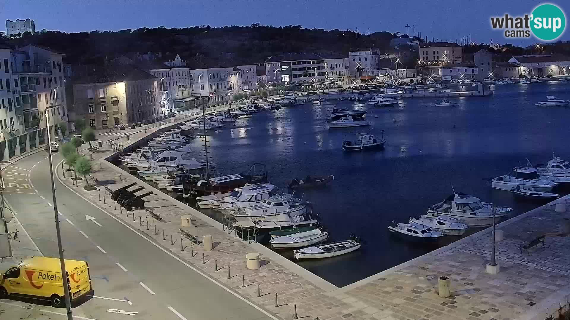 Kamera u živo Senj – Panoramski pogled na senjsku rivu