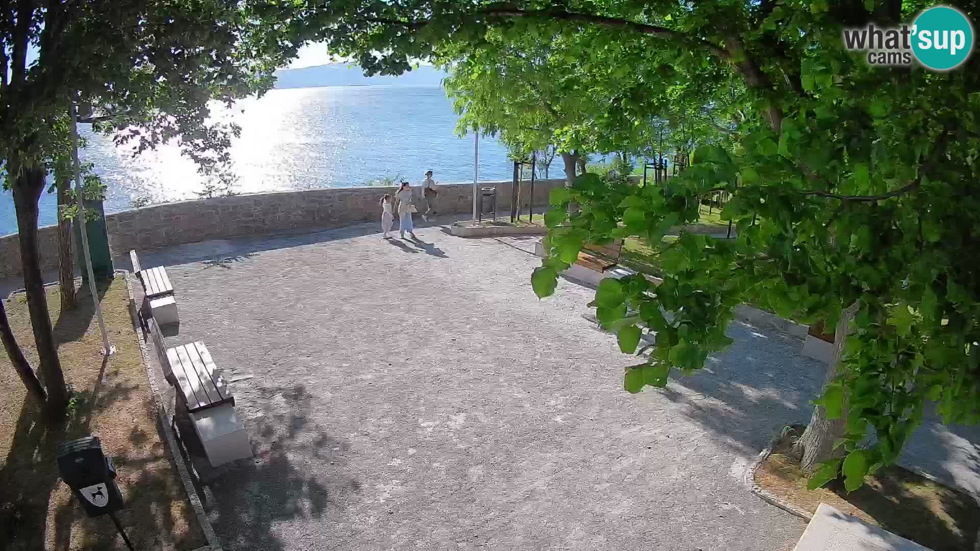 Kamera uživo Senj – Park književnika i Velebitski kanal