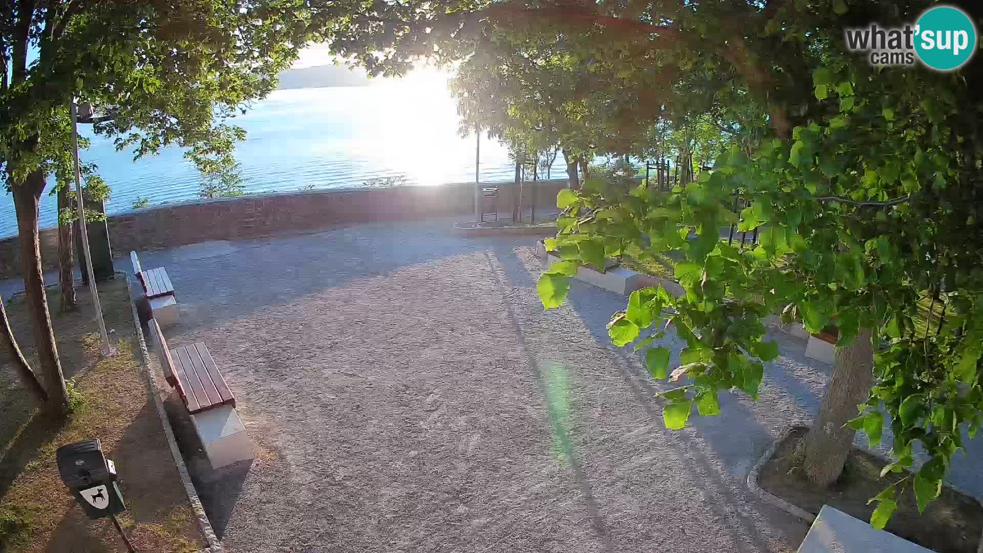 Kamera uživo Senj – Park književnika i Velebitski kanal