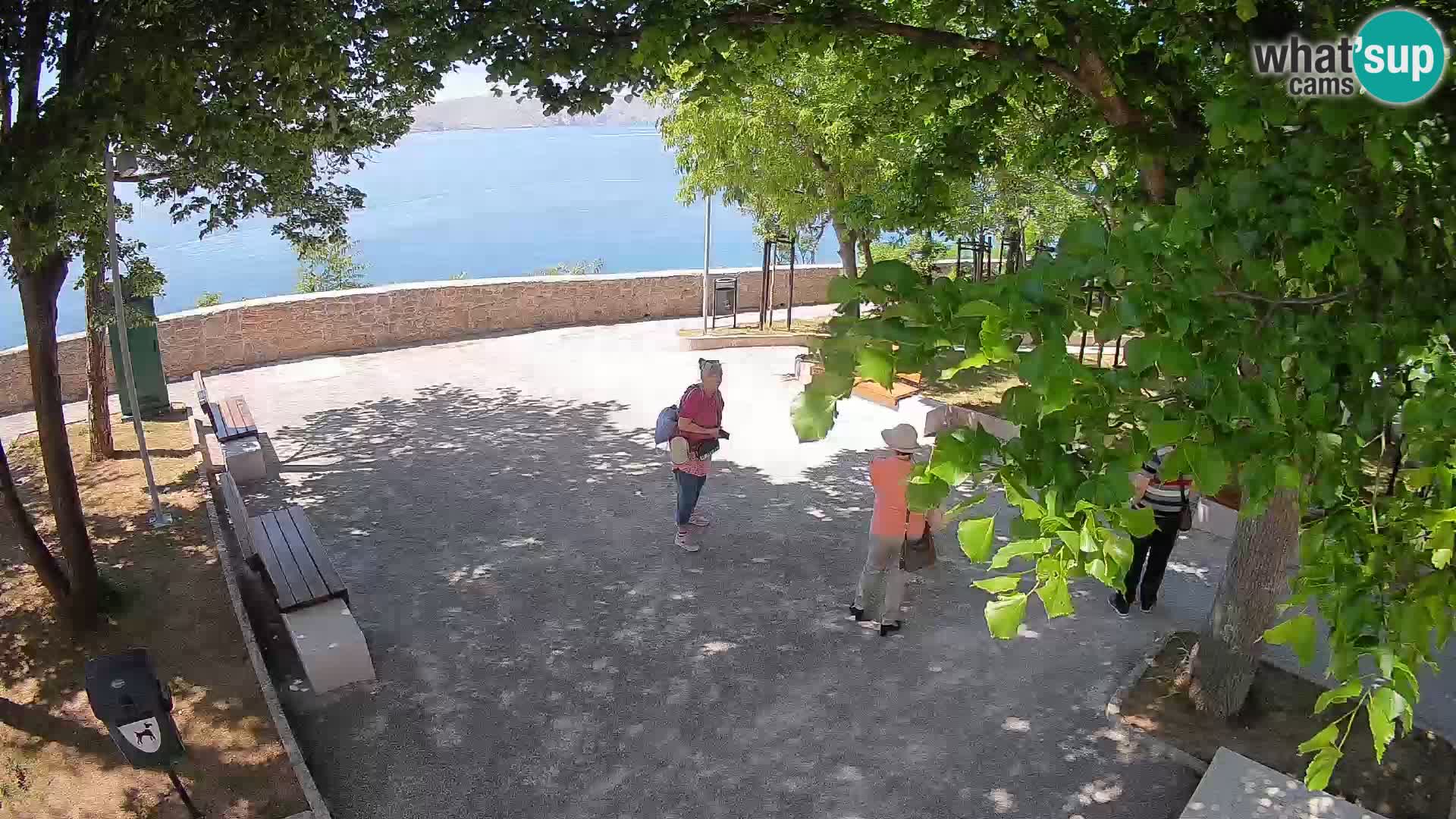 Webcam Senj en direct – Parc des Écrivains et canal du Velebit