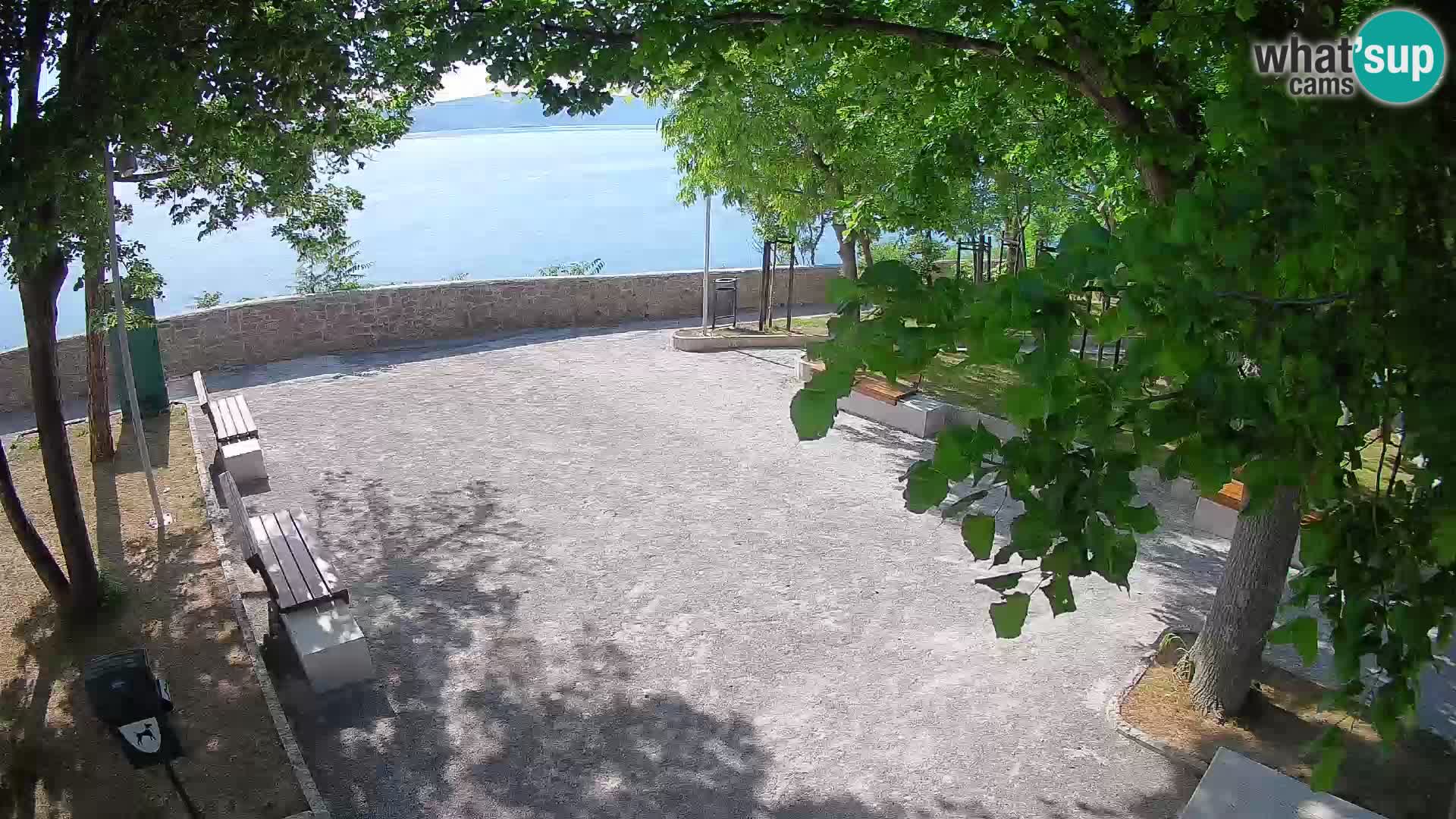Kamera uživo Senj – Park književnika i Velebitski kanal